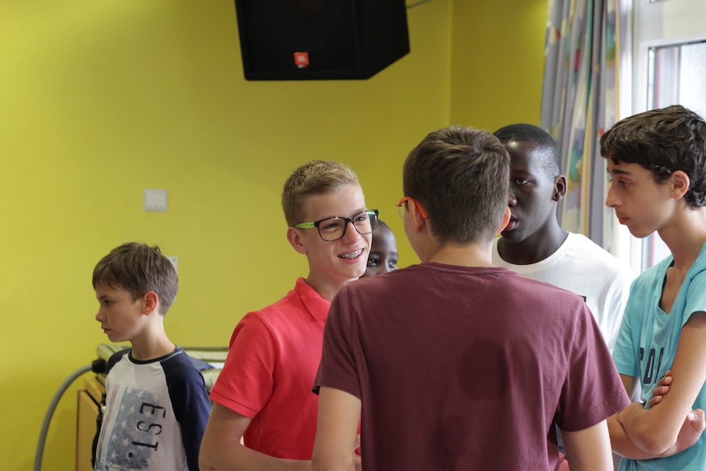 Village Camps International Summer Camp Zell am See, Austria 2025-07-26 https://www.villagecamps.com/journals_admin/images/1757-7329-IMG_7084.jpg