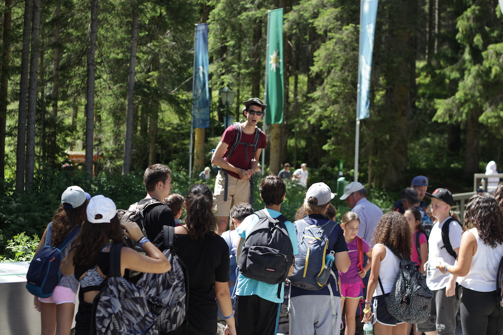 Village Camps International Summer Camp Zell am See, Austria 2025-07-26 https://www.villagecamps.com/journals_admin/images/1759-2382-IMG_7193.jpg