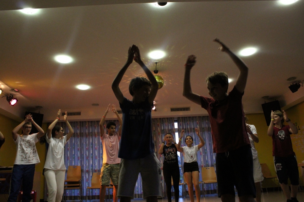 Village Camps International Summer Camp Zell am See, Austria 2025-07-26 https://www.villagecamps.com/journals_admin/images/1762-5563-IMG_3664.jpg