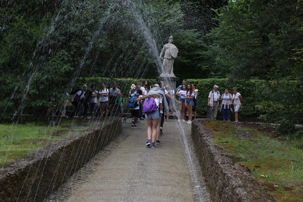 Village Camps International Summer Camp Zell am See, Austria 2025-07-26 https://www.villagecamps.com/journals_admin/images/1765-7589-IMG_8282.jpg