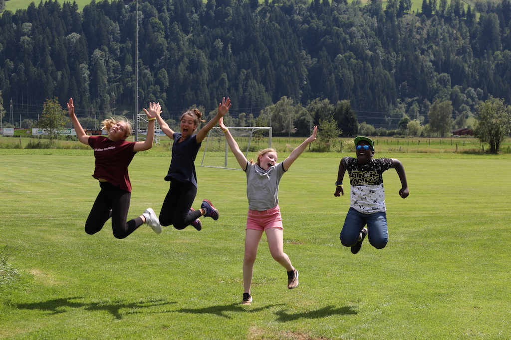 Village Camps International Summer Camp Zell am See, Austria 2025-07-26 https://www.villagecamps.com/journals_admin/images/1865-5358-IMG_8984.jpg