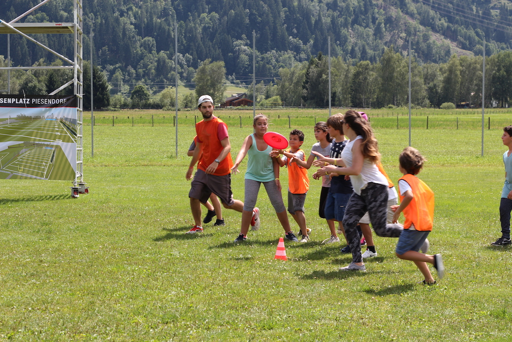Village Camps International Summer Camp Zell am See, Austria 2025-07-26 https://www.villagecamps.com/journals_admin/images/1865-5368-IMG_8982.jpg