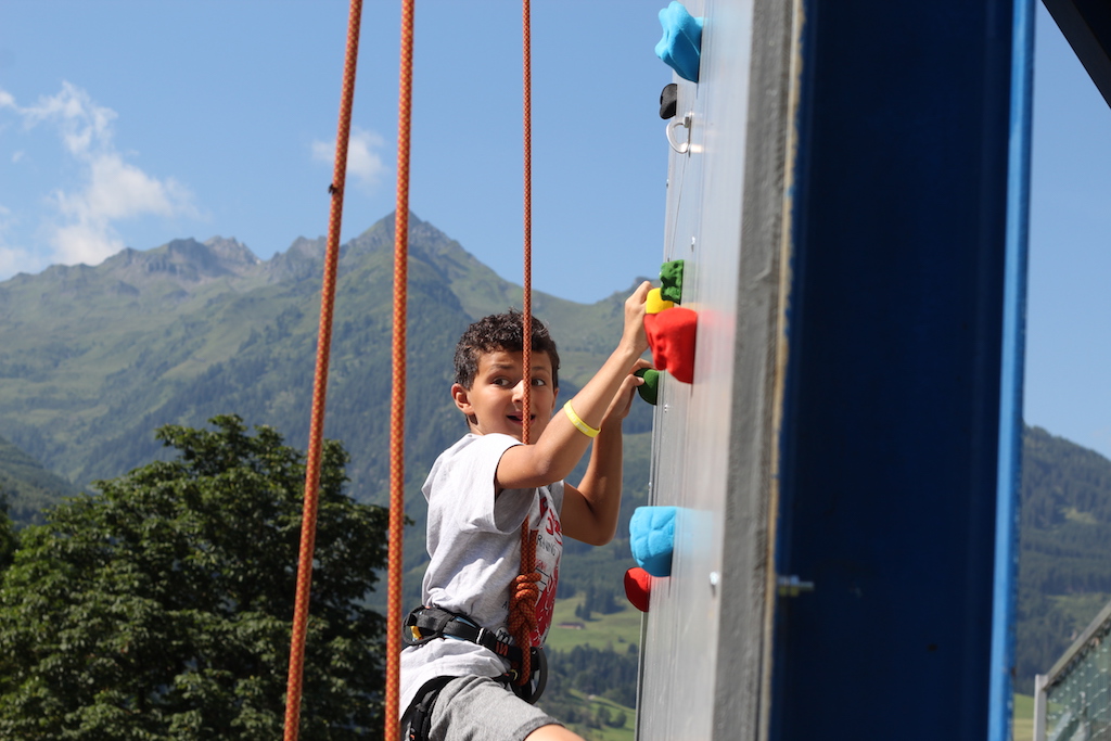 Village Camps International Summer Camp Zell am See, Austria 2025-07-26 https://www.villagecamps.com/journals_admin/images/1865-8580-IMG_8919.jpg