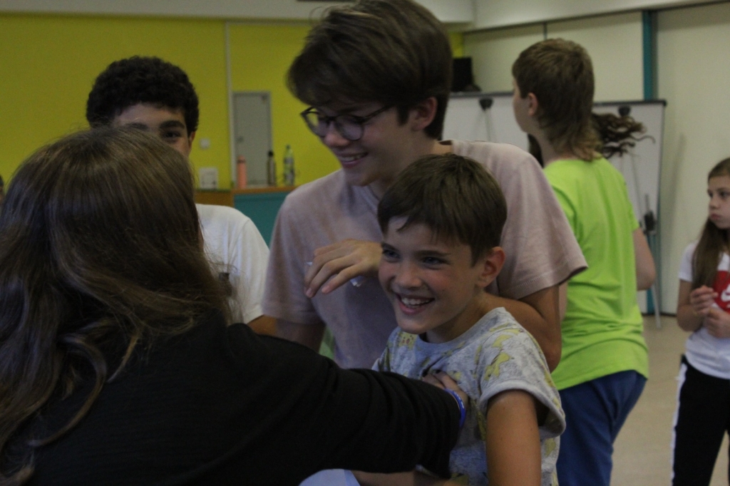 Village Camps International Summer Camp Zell am See, Austria 2025-07-26 https://www.villagecamps.com/journals_admin/images/1965-6194-IMG_2454.jpg