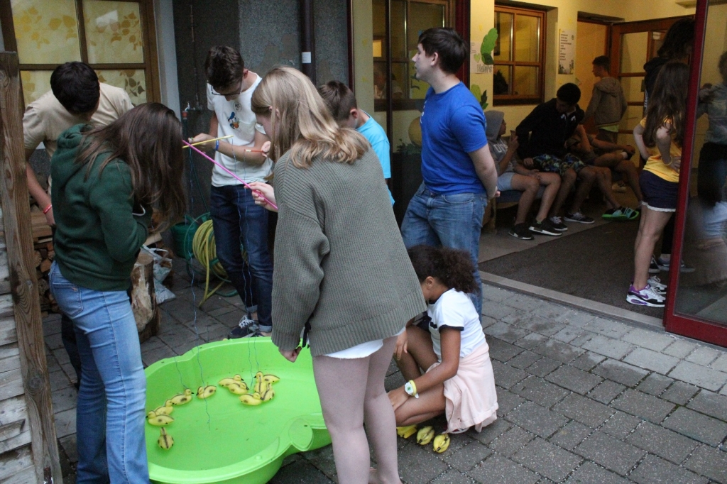 Village Camps International Summer Camp Zell am See, Austria 2025-07-26 https://www.villagecamps.com/journals_admin/images/1967-5486-IMG_2982.jpg