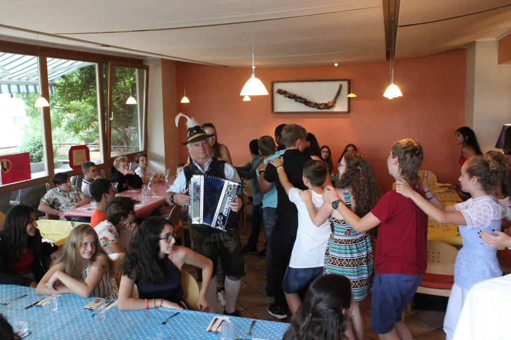 Village Camps International Summer Camp Zell am See, Austria 2025-07-26 https://www.villagecamps.com/journals_admin/images/1974-5458-IMG_5233.jpg