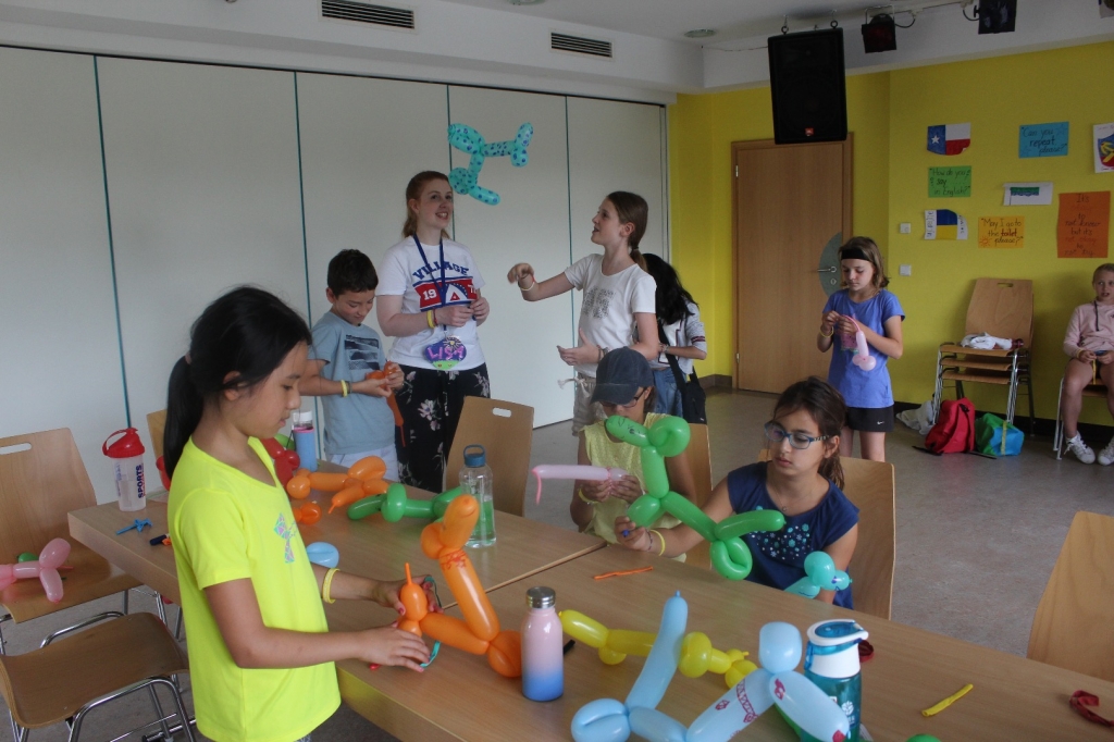 Village Camps International Summer Camp Zell am See, Austria 2025-07-26 https://www.villagecamps.com/journals_admin/images/2032-2457-IMG_6126.jpg