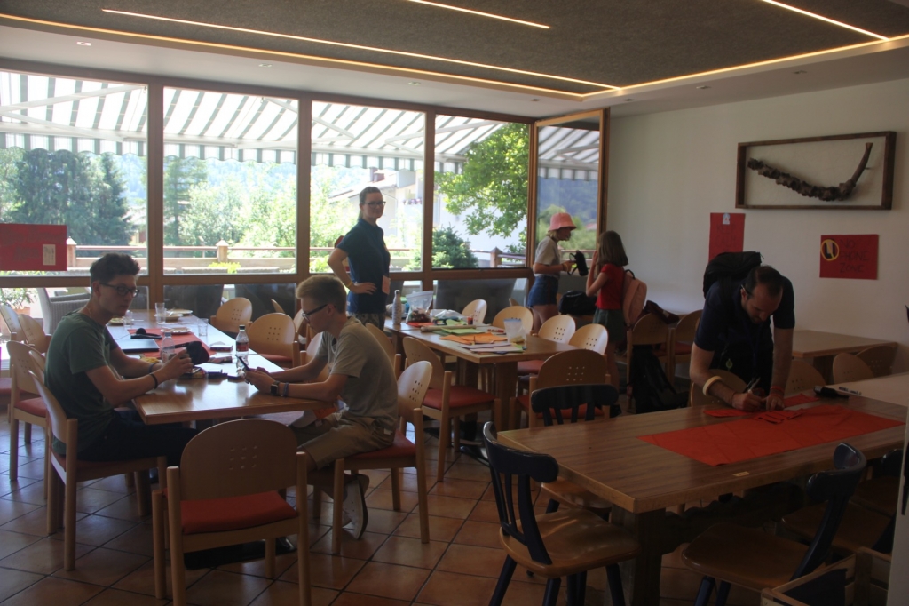 Village Camps International Summer Camp Zell am See, Austria 2025-07-26 https://www.villagecamps.com/journals_admin/images/2168-6342-IMG_8654.jpg