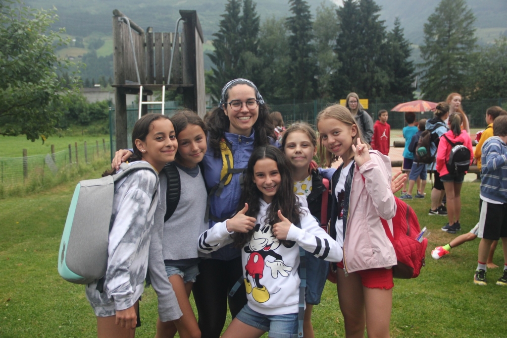 Village Camps International Summer Camp Zell am See, Austria 2025-07-26 https://www.villagecamps.com/journals_admin/images/2169-6910-IMG_8973.jpg