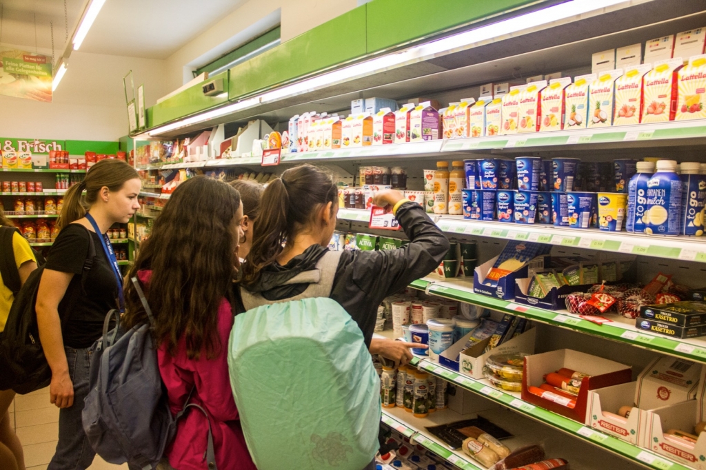 Village Camps International Summer Camp Zell am See, Austria 2025-07-26 https://www.villagecamps.com/journals_admin/images/2171-8868-VC3072019-7.jpg