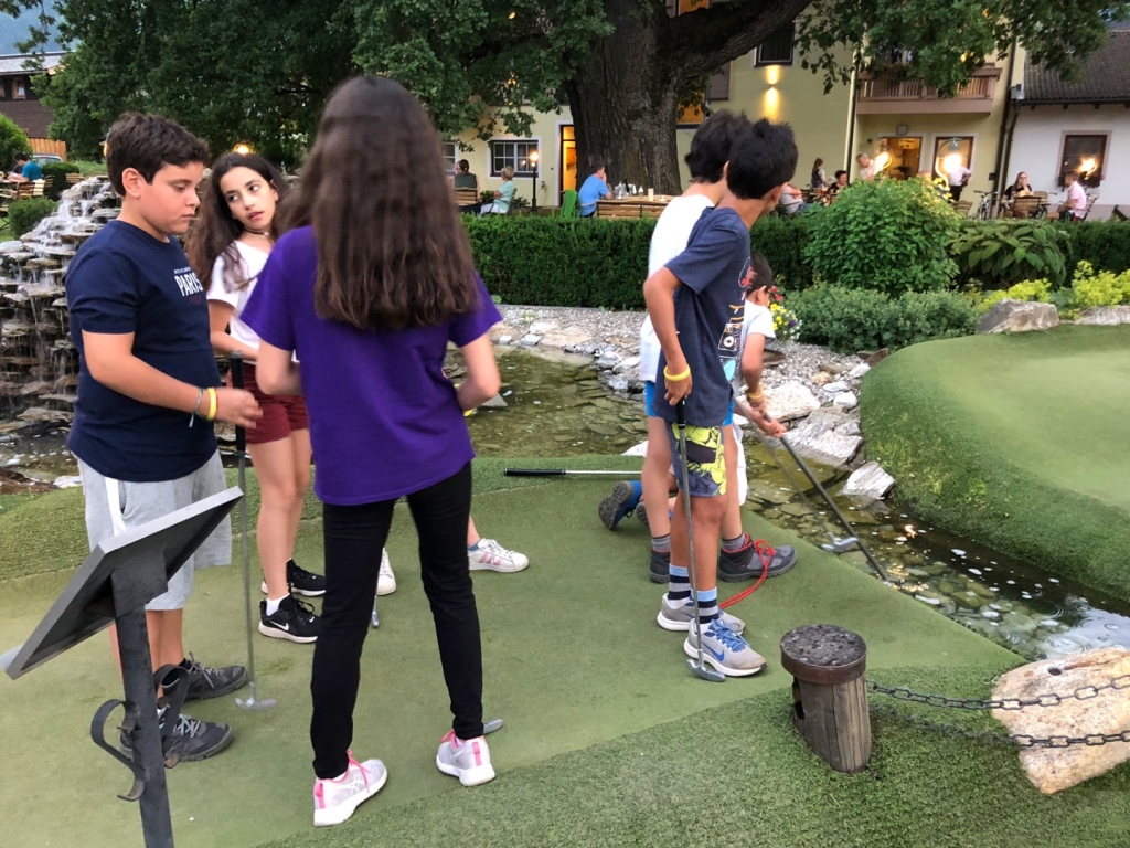 Village Camps International Summer Camp Zell am See, Austria 2025-07-26 https://www.villagecamps.com/journals_admin/images/2174-1824-IMG_4579.jpg