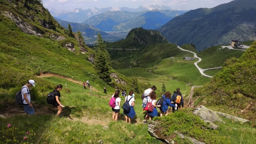 Village Camps International Summer Camp Zell am See, Austria 2025-07-26 https://www.villagecamps.com/journals_admin/images/2174-1861-2504aa46-eee6-4410-8445-6387abc9cdef.jpg