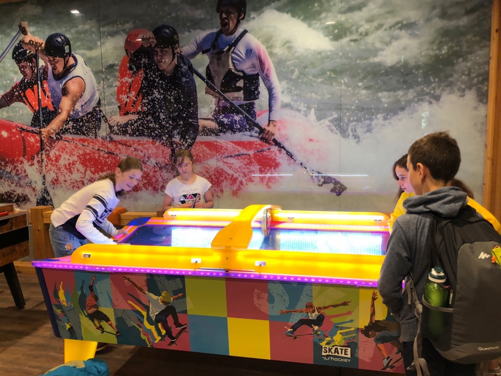 Village Camps International Summer Camp Zell am See, Austria 2025-07-26 https://www.villagecamps.com/journals_admin/images/2175-7951-IMG_4614.jpg