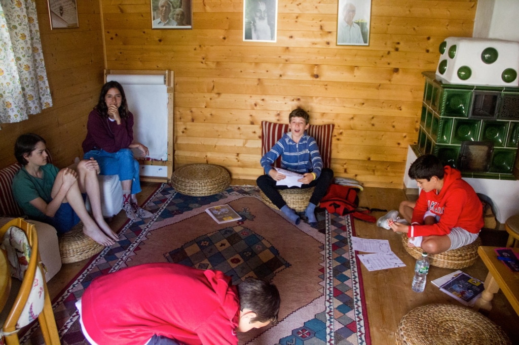 Village Camps International Summer Camp Zell am See, Austria 2025-07-26 https://www.villagecamps.com/journals_admin/images/2176-7646-VC080719-12.jpg