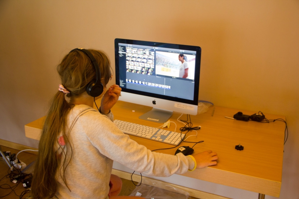 Village Camps International Summer Camp Zell am See, Austria 2025-07-26 https://www.villagecamps.com/journals_admin/images/2177-4593-VC090719-5.jpg