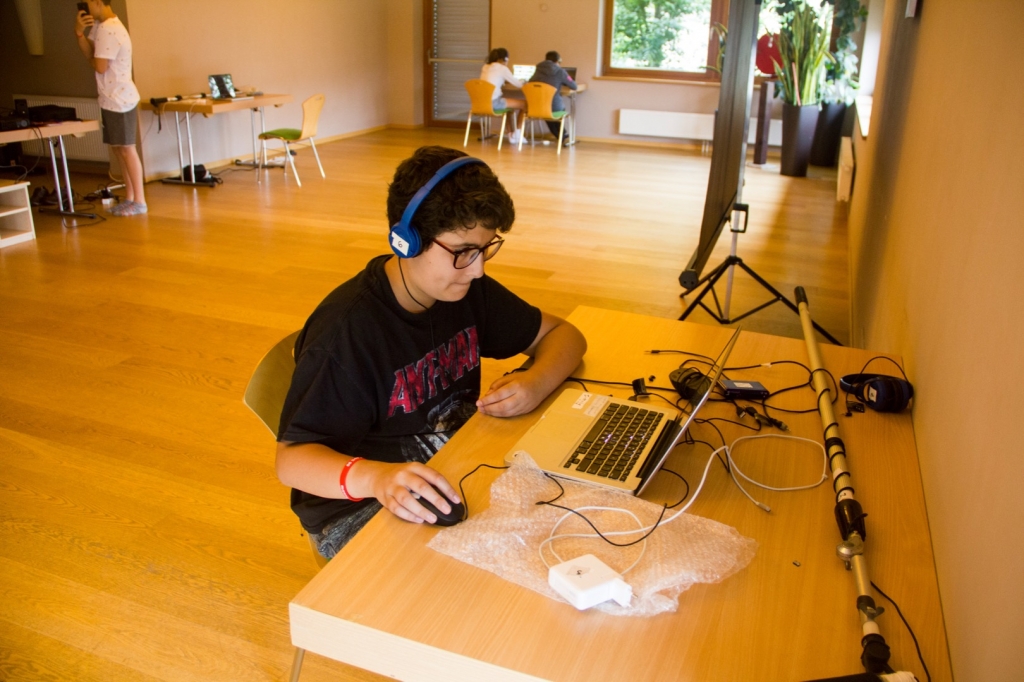 Village Camps International Summer Camp   https://www.villagecamps.com/journals_admin/images/2177-4596-VC090719-7.jpg