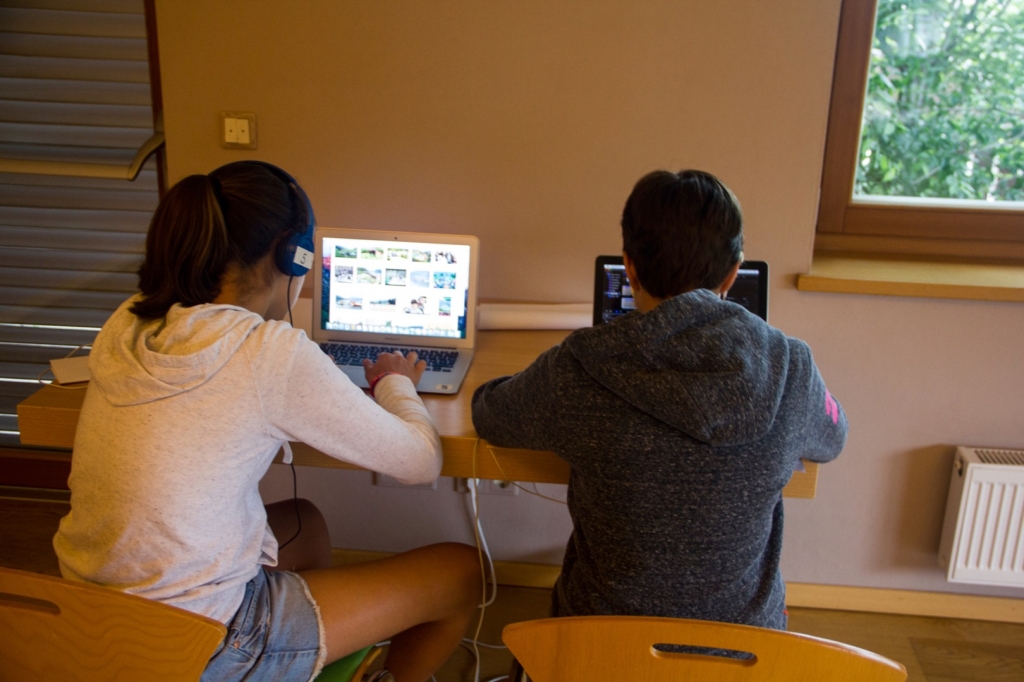 Village Camps International Summer Camp Zell am See, Austria 2025-07-26 https://www.villagecamps.com/journals_admin/images/2177-4682-VC090719-3.jpg