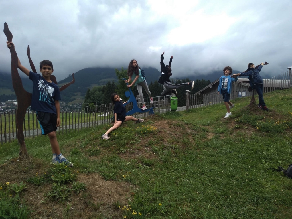 Village Camps International Summer Camp Zell am See, Austria 2025-07-26 https://www.villagecamps.com/journals_admin/images/2177-5651-d51cc481-eb8d-4170-9156-9324fa3290cd.jpg