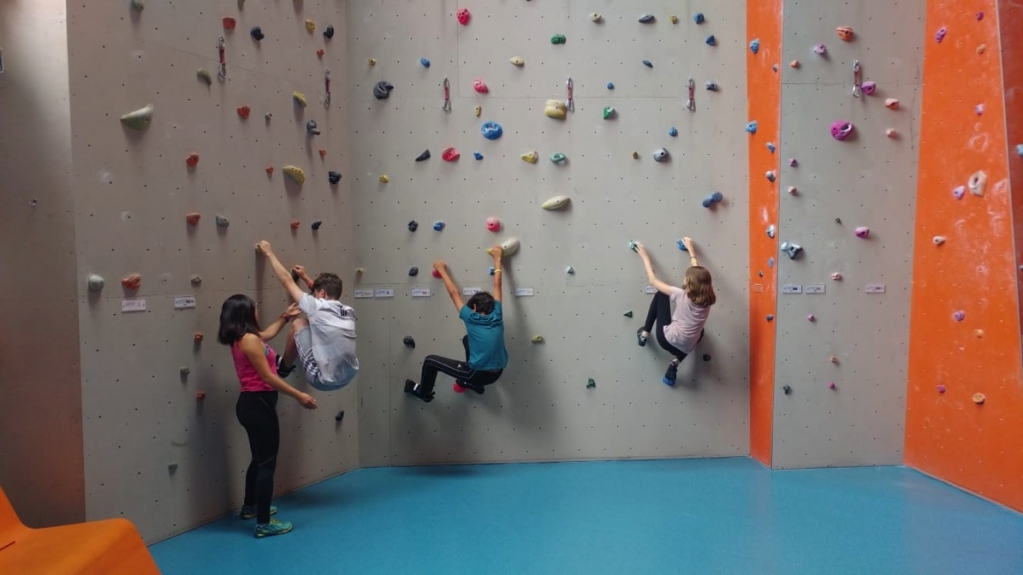 Village Camps International Summer Camp Zell am See, Austria 2025-07-26 https://www.villagecamps.com/journals_admin/images/2177-5674-041d4616-7350-4d53-b23b-5b6312a4f55e.jpg