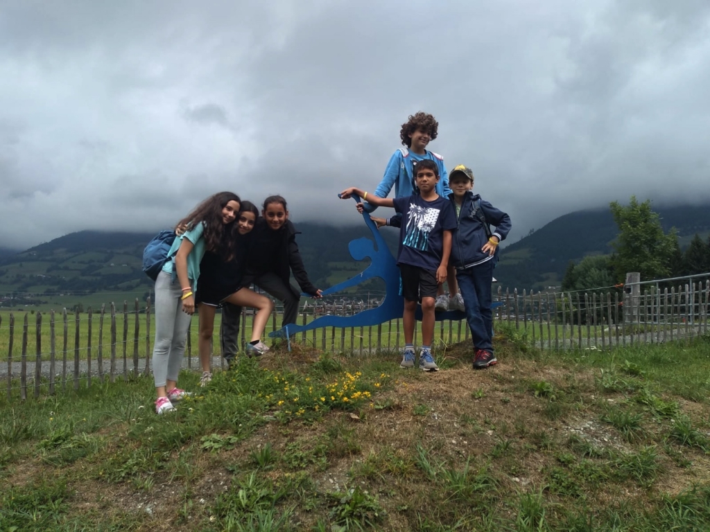 Village Camps International Summer Camp Zell am See, Austria 2025-07-26 https://www.villagecamps.com/journals_admin/images/2177-5679-b5f43b20-5568-4d25-a652-27e31e7396ff.jpg