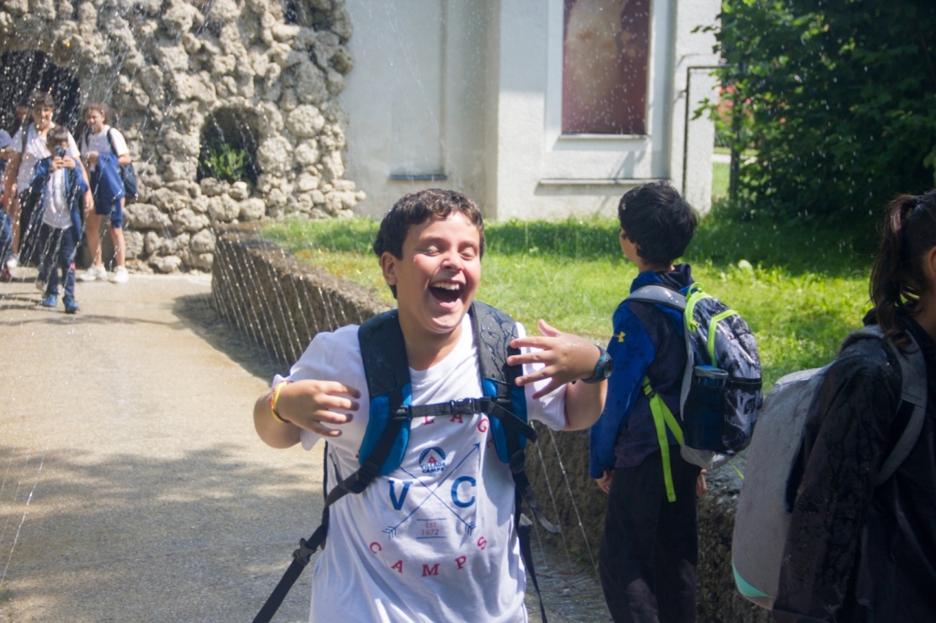 Village Camps International Summer Camp Zell am See, Austria 2025-07-26 https://www.villagecamps.com/journals_admin/images/2178-8746-VC100719-38.jpg