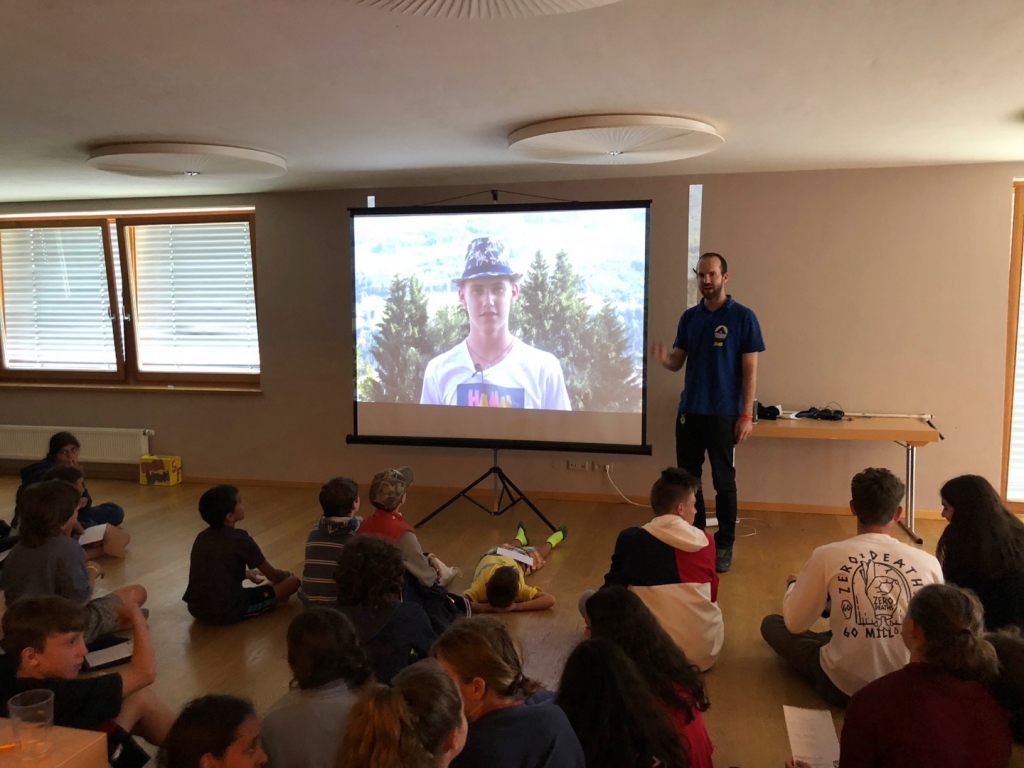 Village Camps International Summer Camp Zell am See, Austria 2025-07-26 https://www.villagecamps.com/journals_admin/images/2180-4598-IMG_4842.jpg