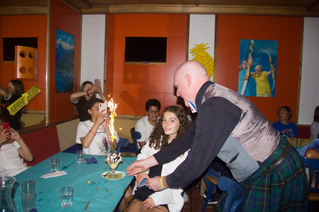 Village Camps International Summer Camp Zell am See, Austria 2025-07-26 https://www.villagecamps.com/journals_admin/images/2180-4734-VC120719-34.jpg