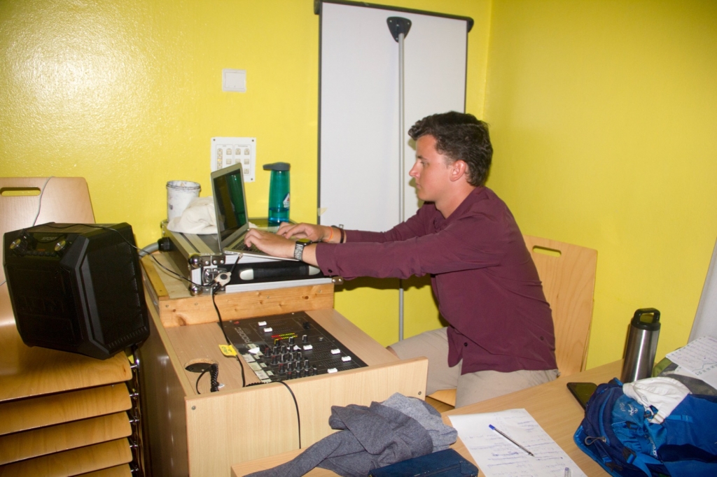 Village Camps International Summer Camp Zell am See, Austria 2025-07-26 https://www.villagecamps.com/journals_admin/images/2180-4868-VC120719-71.jpg