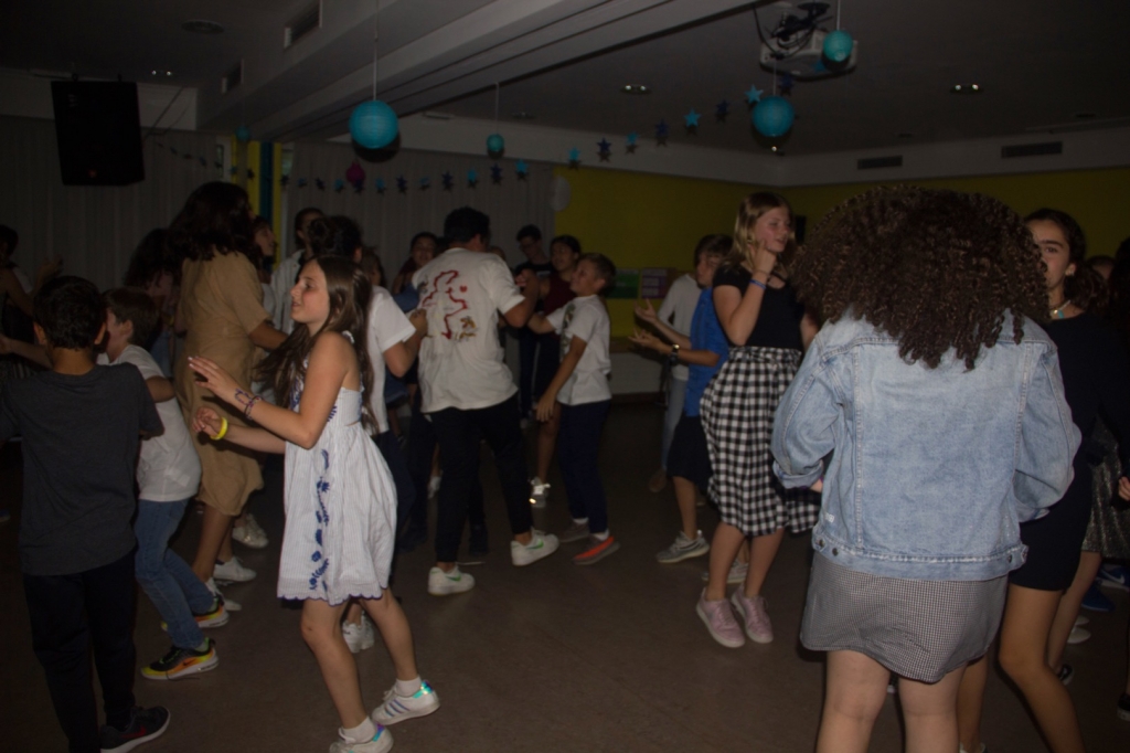 Village Camps International Summer Camp Zell am See, Austria 2026-07-05 https://www.villagecamps.com/journals_admin/images/2180-4916-VC120719-84.jpg