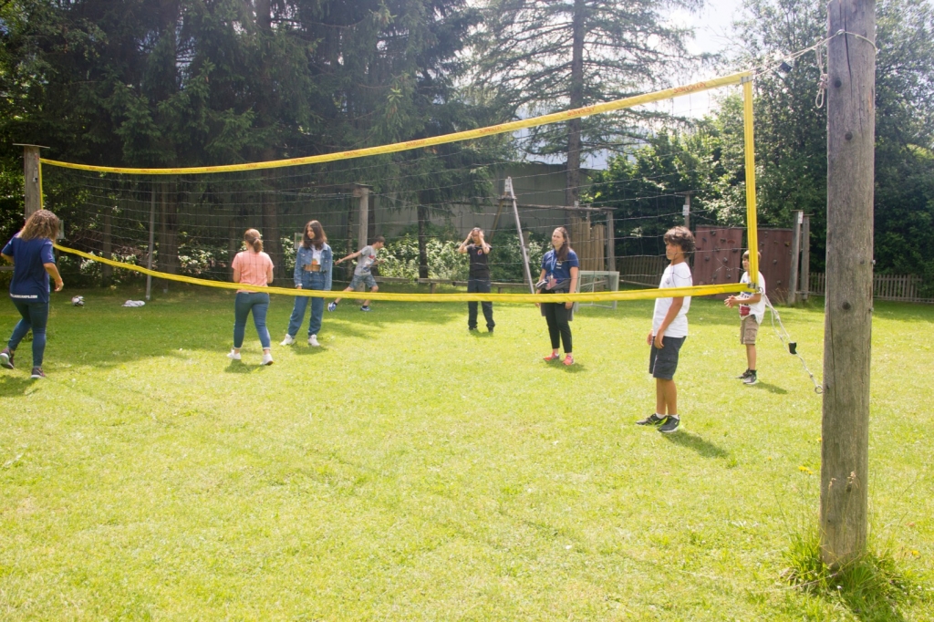 Village Camps International Summer Camp Zell am See, Austria 2026-07-05 https://www.villagecamps.com/journals_admin/images/2238-5732-VC140719-34.jpg