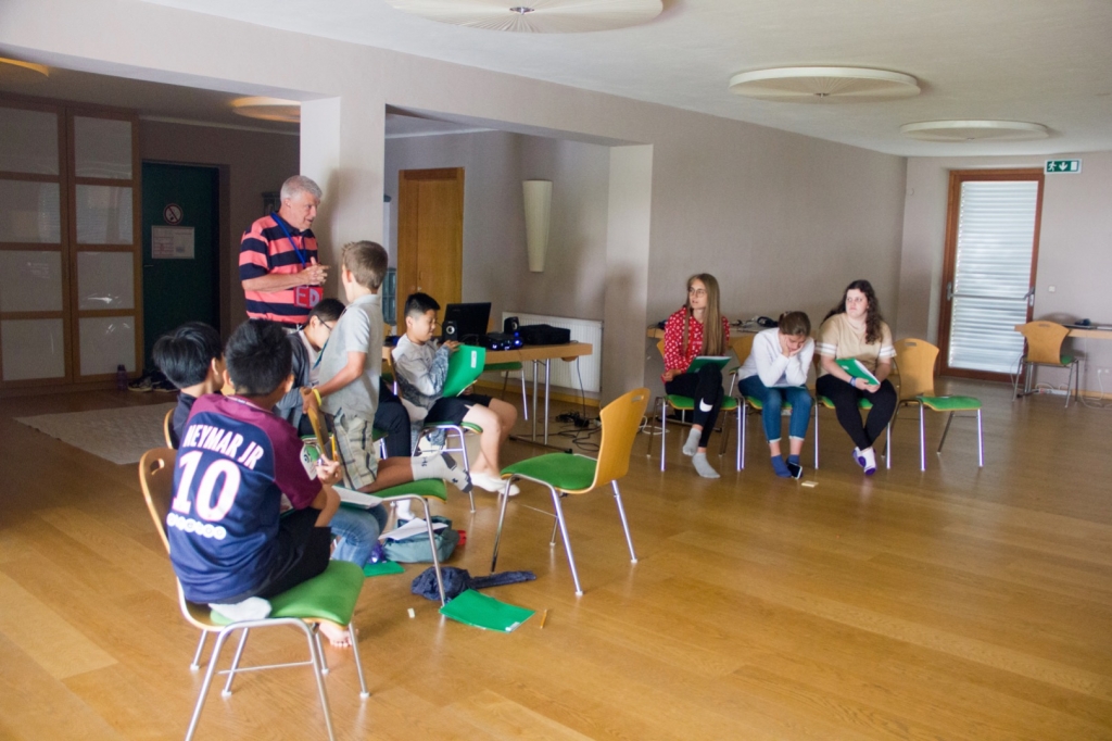 Village Camps International Summer Camp Zell am See, Austria 2025-07-26 https://www.villagecamps.com/journals_admin/images/2239-2754-VC150719-52.jpg