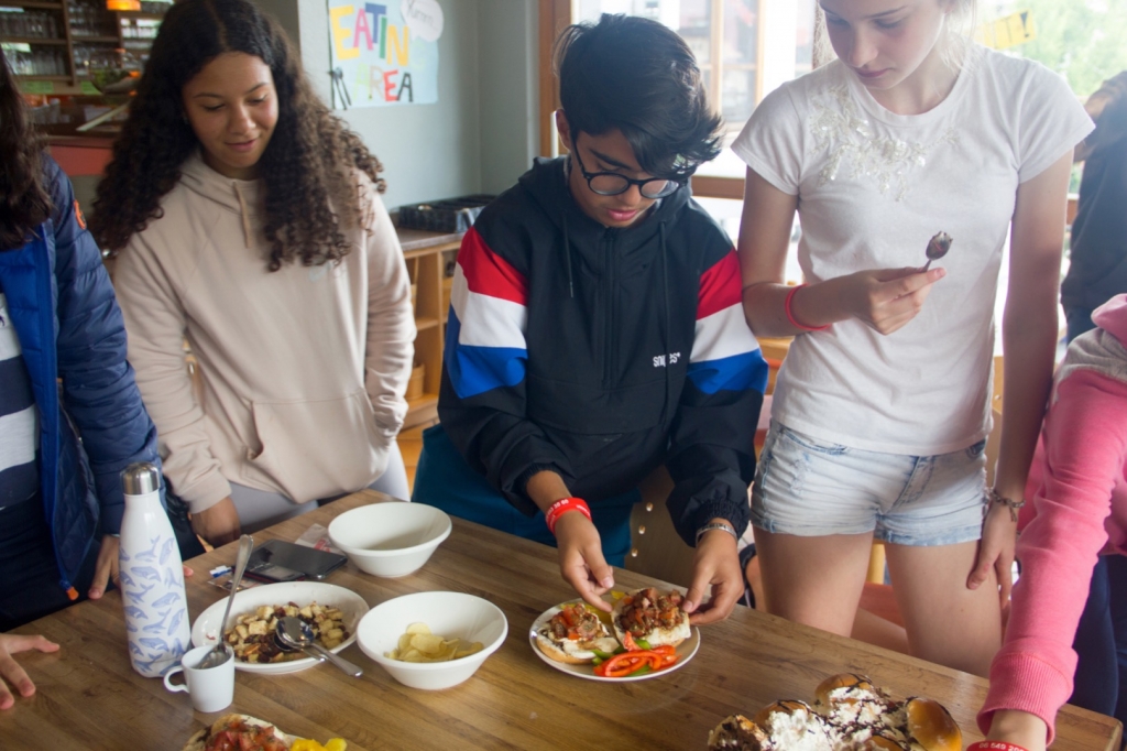 Village Camps International Summer Camp Zell am See, Austria 2025-07-26 https://www.villagecamps.com/journals_admin/images/2239-3011-VC150719-107.jpg