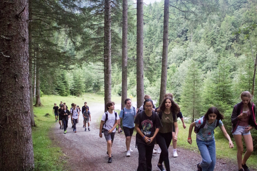 Village Camps International Summer Camp Zell am See, Austria 2025-07-26 https://www.villagecamps.com/journals_admin/images/2242-7522-VC180719-8.jpg