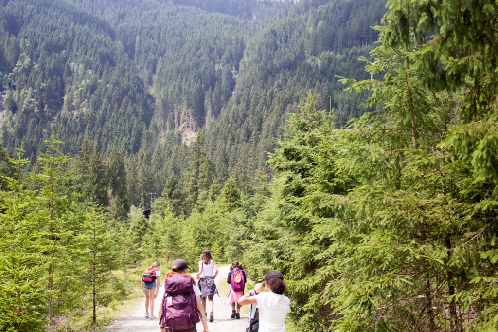 Village Camps International Summer Camp Zell am See, Austria 2026-07-05 https://www.villagecamps.com/journals_admin/images/2242-7548-VC180719-12.jpg
