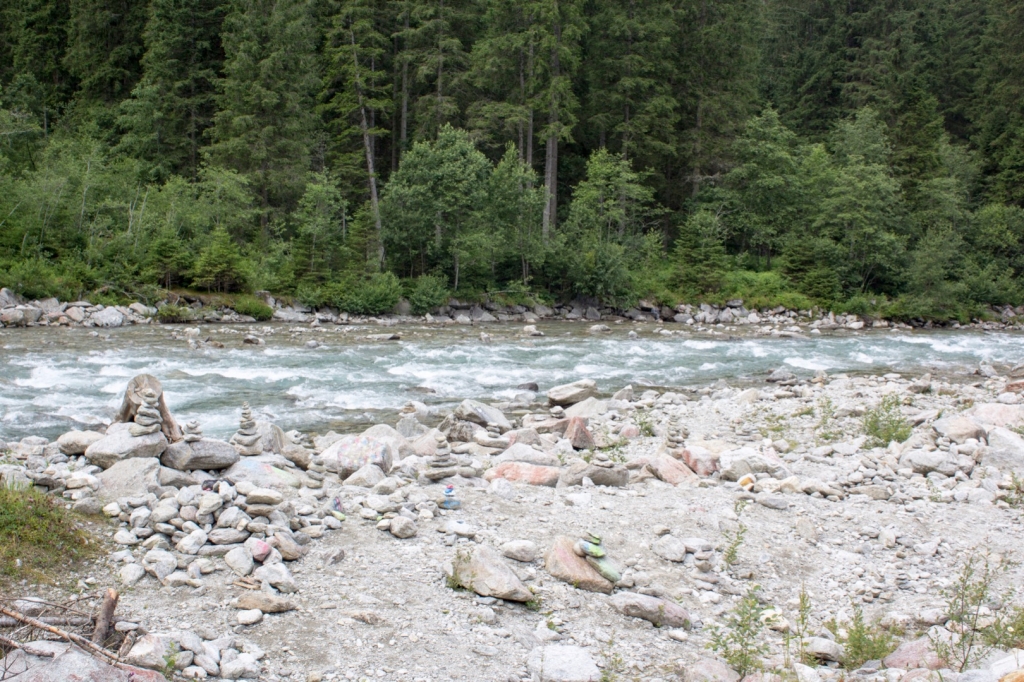 Village Camps International Summer Camp Zell am See, Austria 2025-07-26 https://www.villagecamps.com/journals_admin/images/2242-7556-VC180719-15.jpg