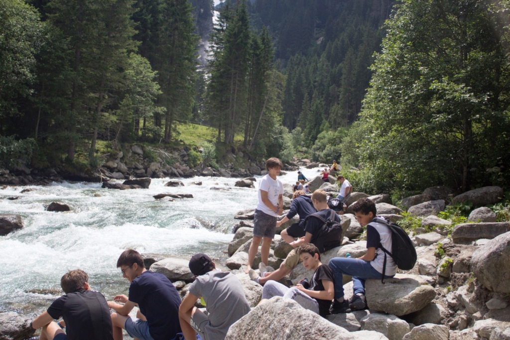 Village Camps International Summer Camp Zell am See, Austria 2026-07-05 https://www.villagecamps.com/journals_admin/images/2242-7600-VC180719-24.jpg