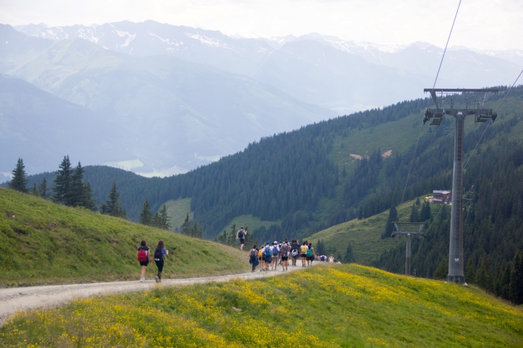 Village Camps International Summer Camp Zell am See, Austria 2025-07-26 https://www.villagecamps.com/journals_admin/images/2244-7718-VC200719-11.jpg