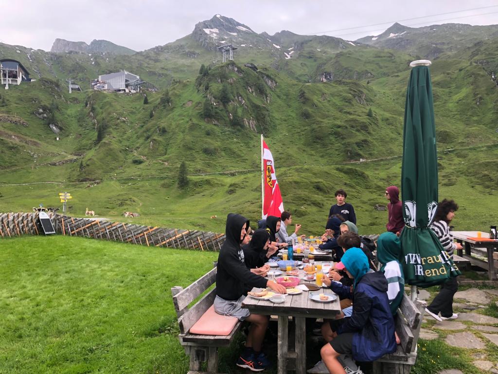 Village Camps International Summer Camp Zell am See, Austria 2026-07-05 https://www.villagecamps.com/journals_admin/images/2245-9399-e3a048d8-3c8b-4802-965e-18c4b2cd213d.jpg