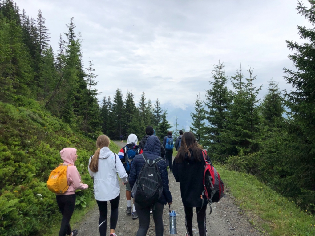 Village Camps International Summer Camp Zell am See, Austria 2025-07-26 https://www.villagecamps.com/journals_admin/images/2245-9411-IMG_5053.jpg