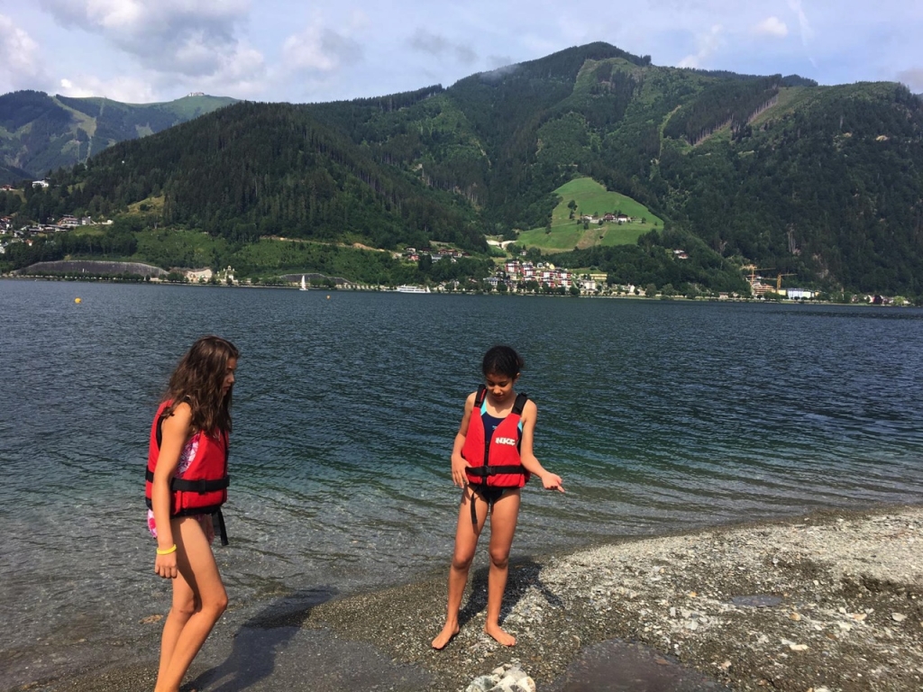 Village Camps International Summer Camp Zell am See, Austria 2025-07-26 https://www.villagecamps.com/journals_admin/images/2246-2062-e9621180-11fe-48b2-90dd-c03efb30acd5.jpg