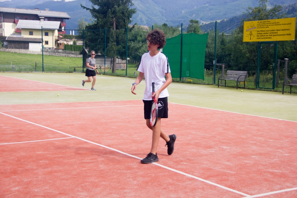 Village Camps International Summer Camp Zell am See, Austria 2025-07-26 https://www.villagecamps.com/journals_admin/images/2246-2239-VC220719-56.jpg