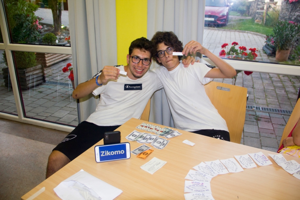 Village Camps International Summer Camp Zell am See, Austria 2025-07-26 https://www.villagecamps.com/journals_admin/images/2246-2421-VC220719-115.jpg