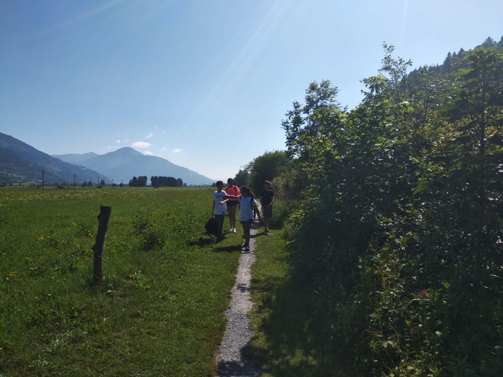 Village Camps International Summer Camp Zell am See, Austria 2025-07-26 https://www.villagecamps.com/journals_admin/images/2247-8688-0521db29-e4c8-463a-9e01-ac1097afc524.jpg