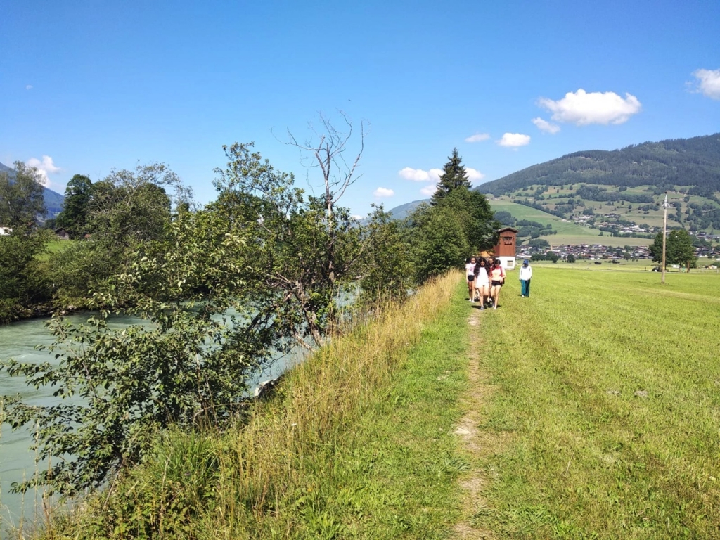 Village Camps International Summer Camp Zell am See, Austria 2025-07-26 https://www.villagecamps.com/journals_admin/images/2247-8719-756d252b-eb00-4a71-9534-90093e4cf4de.jpg
