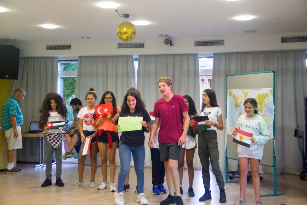 Village Camps International Summer Camp Zell am See, Austria 2026-07-05 https://www.villagecamps.com/journals_admin/images/2247-8870-VC230719-27.jpg
