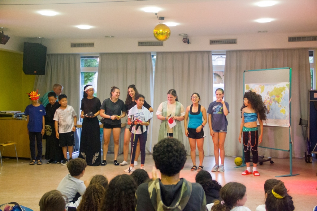 Village Camps International Summer Camp Zell am See, Austria 2025-07-26 https://www.villagecamps.com/journals_admin/images/2247-8963-VC230719-45.jpg