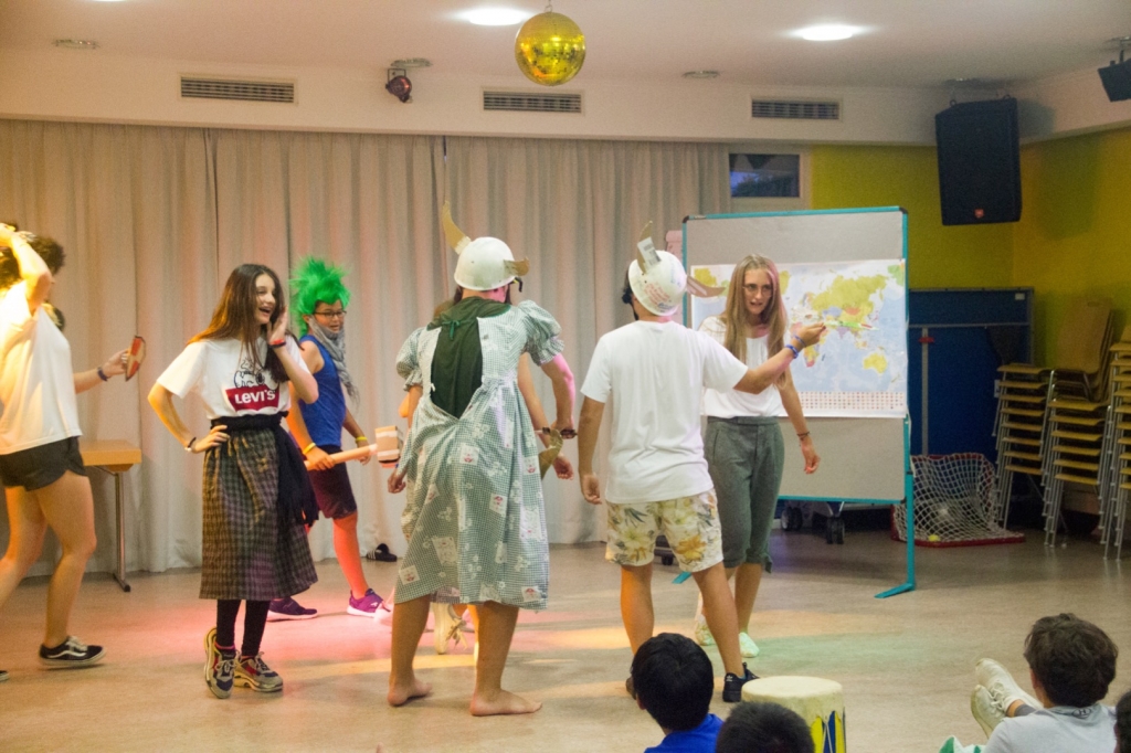 Village Camps International Summer Camp Zell am See, Austria 2025-07-26 https://www.villagecamps.com/journals_admin/images/2247-9041-VC230719-67.jpg