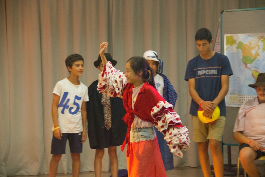Village Camps International Summer Camp Zell am See, Austria 2025-07-26 https://www.villagecamps.com/journals_admin/images/2247-9110-VC230719-83.jpg