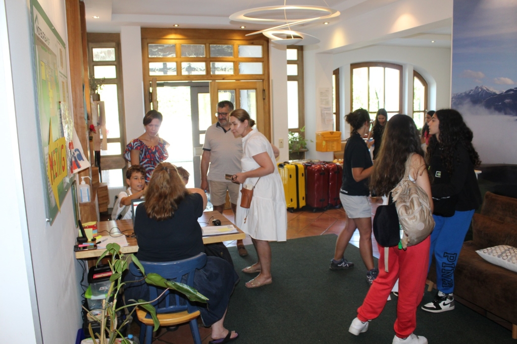 Village Camps International Summer Camp Zell am See, Austria 2025-07-26 https://www.villagecamps.com/journals_admin/images/2446-2742-IMG_0131.jpg