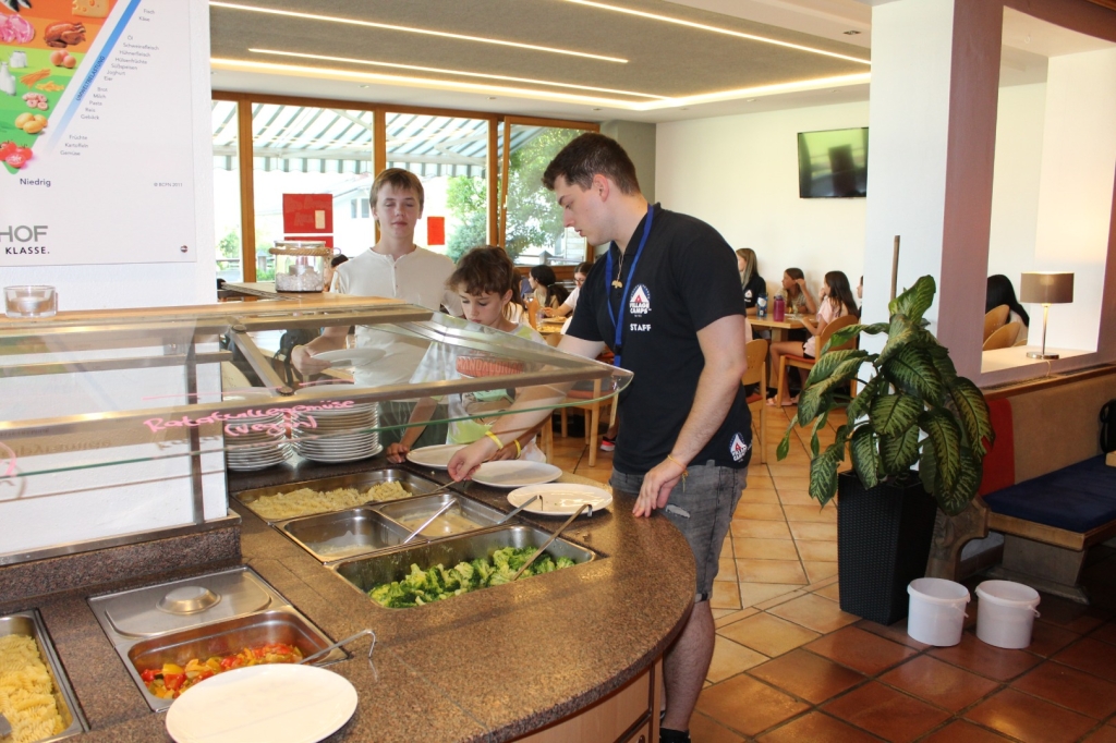 Village Camps International Summer Camp Zell am See, Austria 2025-07-26 https://www.villagecamps.com/journals_admin/images/2446-2751-IMG_0164.jpg